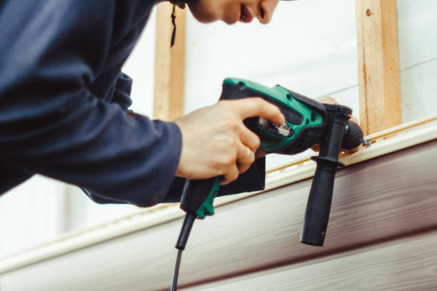Best Construction Debris Removal  in Gladstone, MO